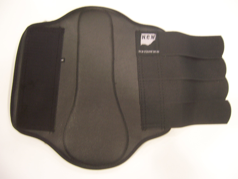 N.E.W. Brushing Fleece Boot hinten