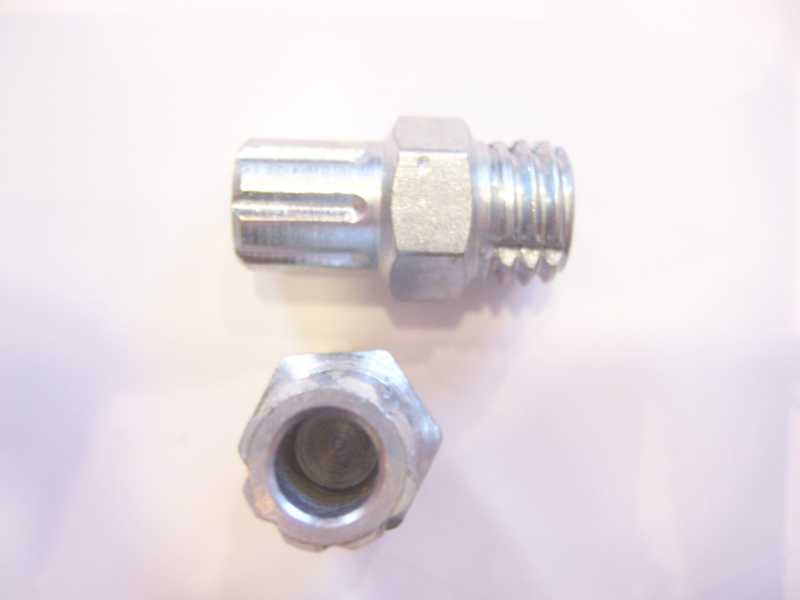 Eskadron selbstschneidende Hohlstollen Tube